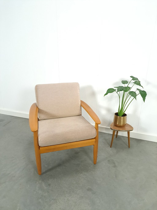 Deens Beukenhouten Fauteuil