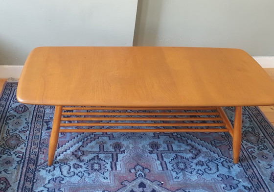 Image 1 of Vintage Windsor Ercol salon tafel door Lucian Ercolani