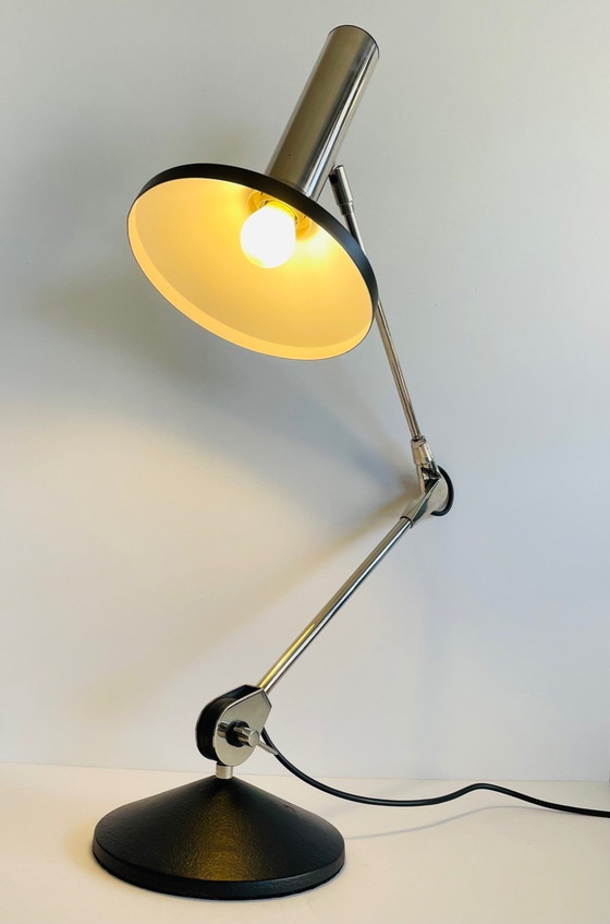 Image 1 of Grote scharnierende bureaulamp