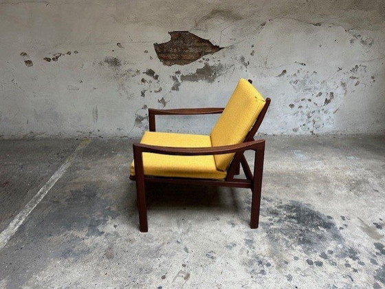 Image 1 of Scandinavische Vintage Rozenhouten Fauteuil