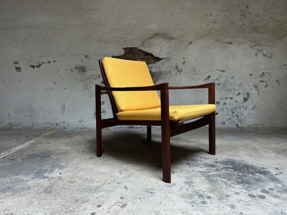 Image 1 of Scandinavische Vintage Rozenhouten Fauteuil