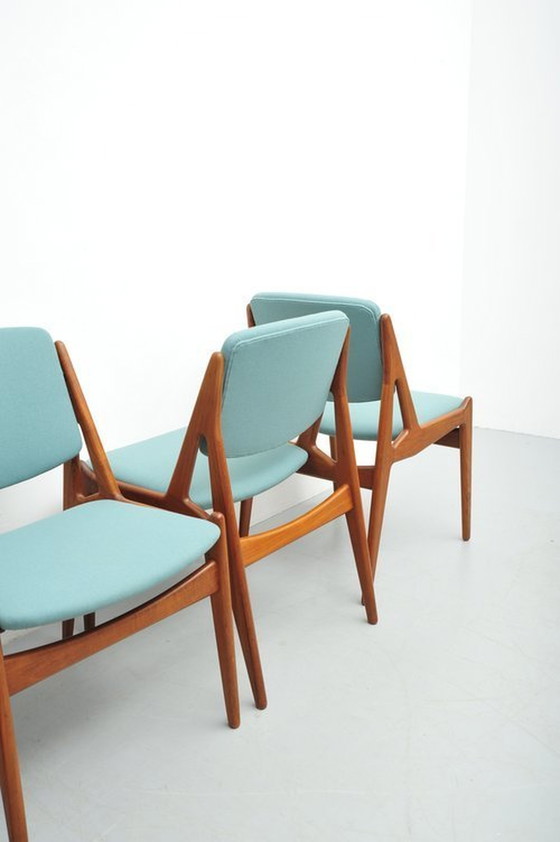 Image 1 of Arne Vodder Ella Eetkamerstoelen In Teak 1960