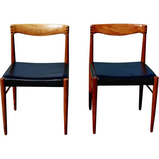 Paar vintage teakhouten en zwart leren stoelen van Hw Klein voor Bramin, Denemarken 1960