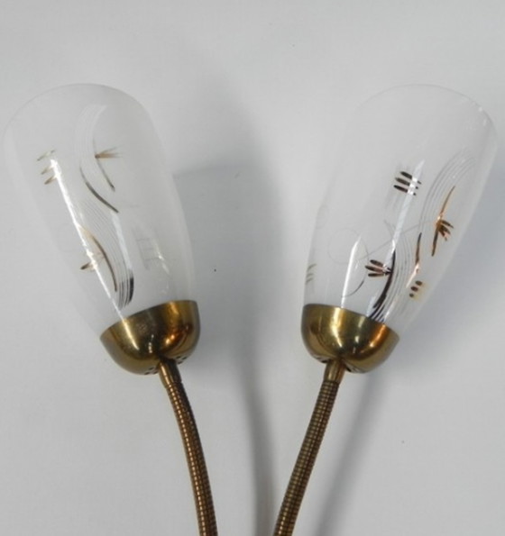 Image 1 of Vintage wandlamp met buisvormige staven en 2 glazen kappen