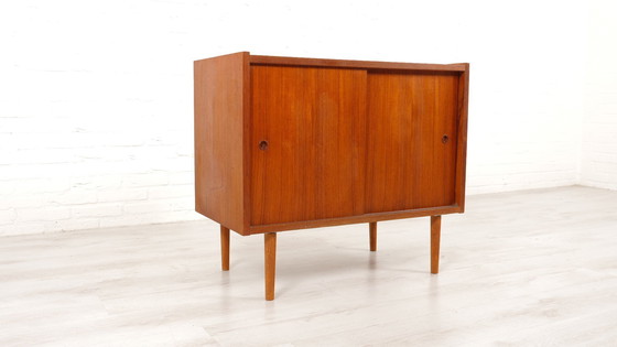 Image 1 of Vintage Kastje Met Schuifdeuren | Ps System | Audiomeubel | Teak | 80 Cm