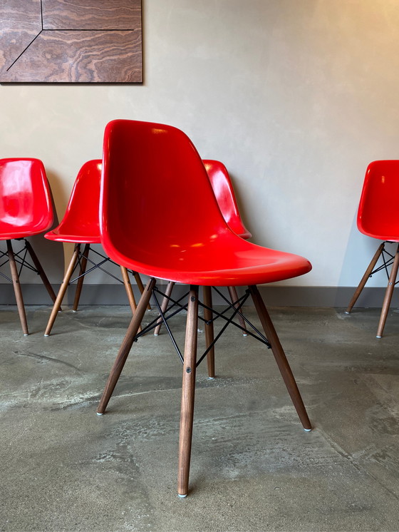 Image 1 of 6x Eames/Vitra Fiberglas DSW chair