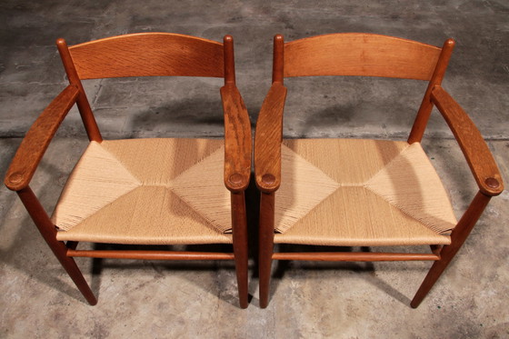 Image 1 of Eetkamerstoelen van Hans Wegner voor Carl Hansen & Søn, Denemarken 2 CH37 en 2 CH36