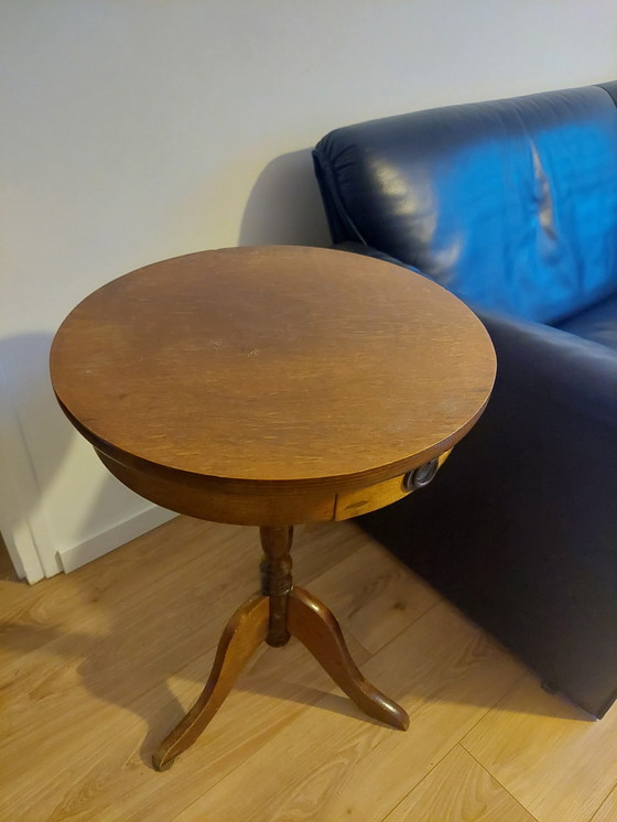 Image 1 of Franse nachttafel