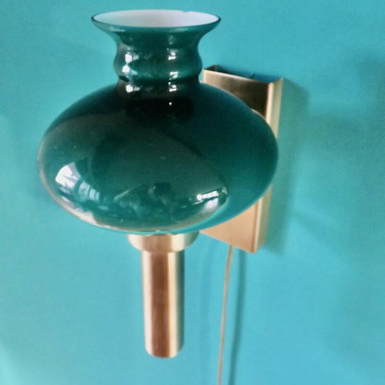 Image 1 of Vintage geborsteld messing en glazen wandlamp Vitrika, Denemarken 1980