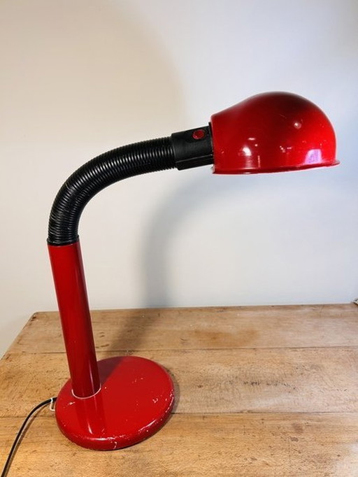 Rode industriële bureaulamp