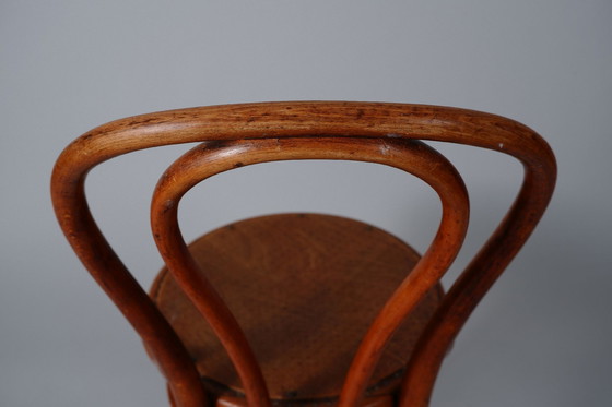 Image 1 of Vintage Thonet No. 18 Stoel