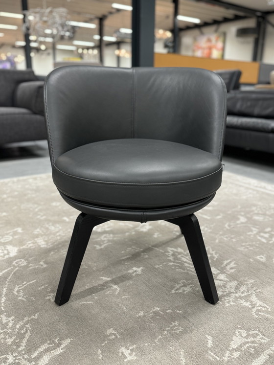 Image 1 of Rolf Benz 562 Fauteuil zwart leer Draai stoel