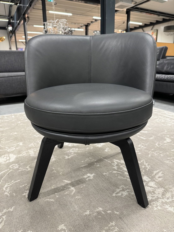 Image 1 of Rolf Benz 562 Fauteuil zwart leer Draai stoel