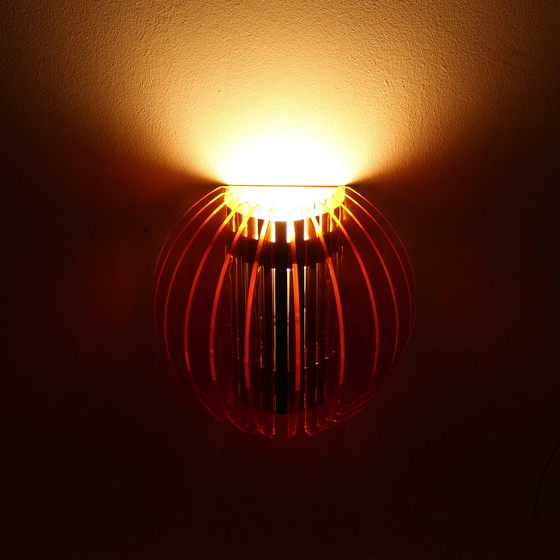 Image 1 of Oranje Acryl Wandlamp