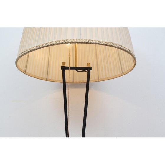 Image 1 of Vintage geplooide messing vloerlamp, 1950