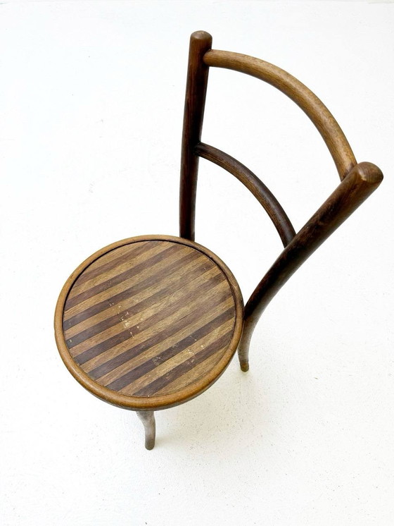 Image 1 of Antieke gebogen houten stoel van Thonet, jaren 1940