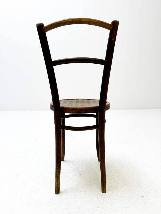 Image 1 of Antieke gebogen houten stoel van Thonet, jaren 1940