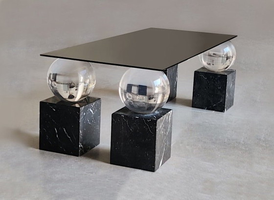 Image 1 of Vintage design tafel met bollen en marmer, 1970S