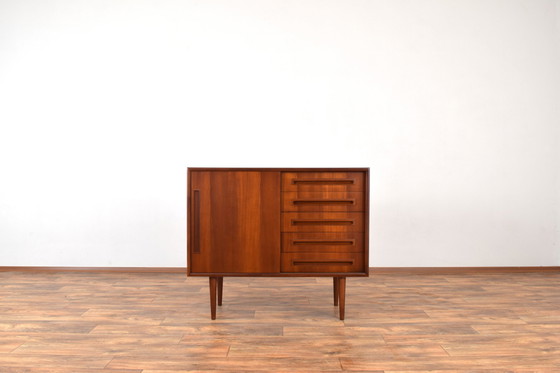 Image 1 of Mid Century Deens teakhouten dressoir, 1960S.