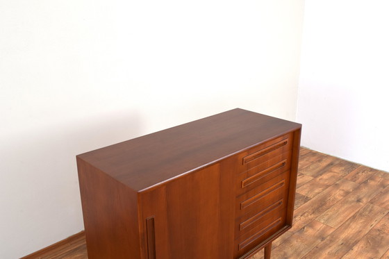 Image 1 of Mid Century Deens teakhouten dressoir, 1960S.