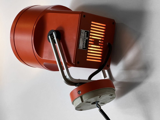 Image 1 of Oranje spot "Unispot" van Bent Boysen voor Louis Poulsen. Denemarken 1970