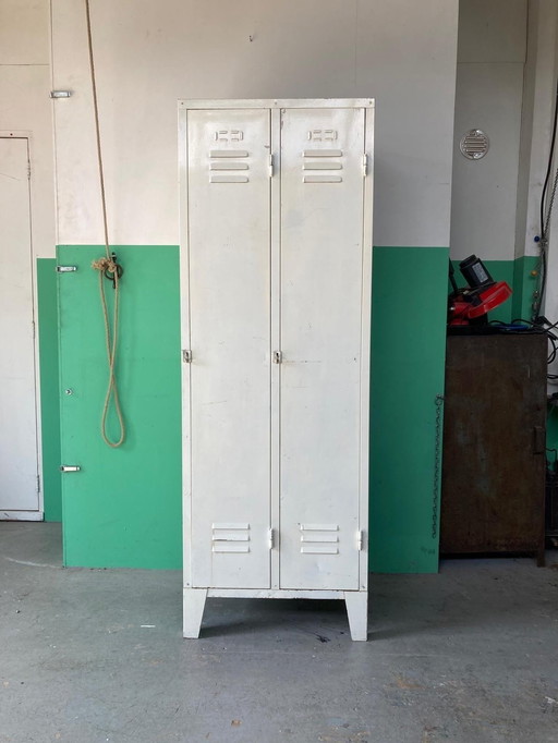 Vintage Lockerkast Met Legplanken