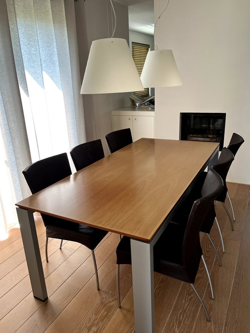 Eettafel (190X90) Verlengbaar Naar 240 Cm Met 6 Lederen Spica Stoelen. 