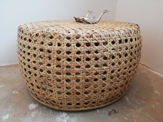 Image 1 of Vintage gevlochten rotan bijzettafel