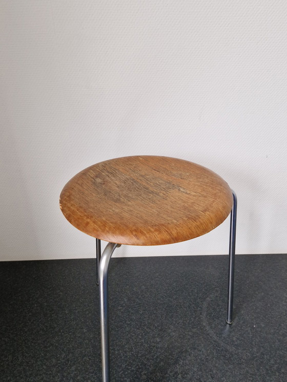 Image 1 of Fritz Hansen Design Dot kruk 1E Editie