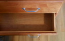 Van Heals London kersenhouten ladenkast