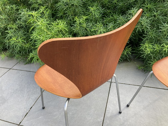 Image 1 of 2x Arne Jacobsen Fritz Hansen Vlinderstoel