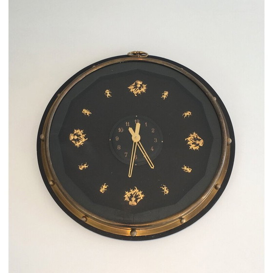 Image 1 of Ronde zwart met gouden vintage wandklok, 1950