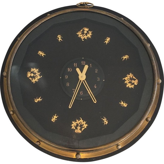 Image 1 of Ronde zwart met gouden vintage wandklok, 1950