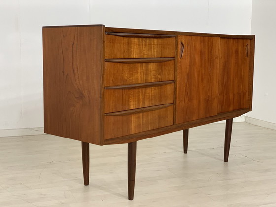 Image 1 of Deens teak dressoir dressoir woonkamer kast tv kast ladekast vintage