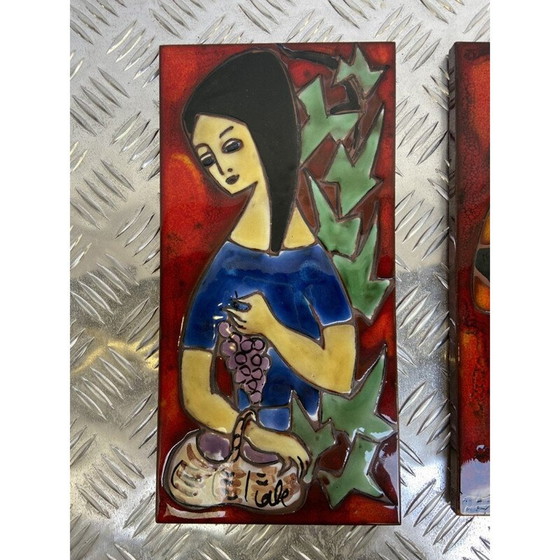 Image 1 of Set van 3 vintage geëmailleerde schilderijen van vrouwen, Frankrijk 1960