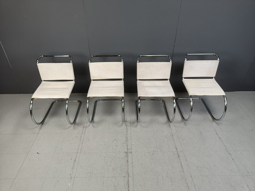 Set van 4 eetkamerstoelen van Mies Van Der Rohe voor Knoll International, 1970S