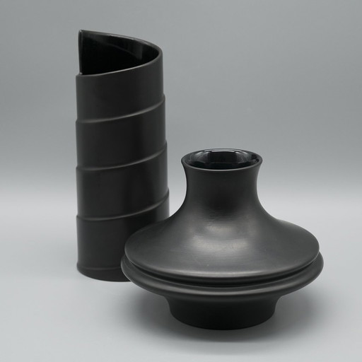 Marcello Morandini & Tapio Wirkkala Rosenthal Matte Porcelaine Noire Duo Vaas