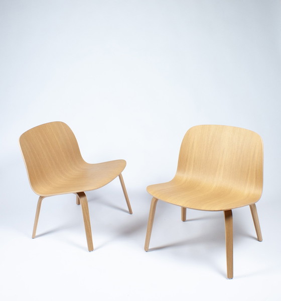 Image 1 of 2x Muuto Visu lounge chairs door Mika Tolvanen