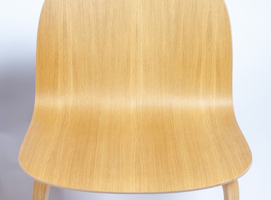 Image 1 of 2x Muuto Visu lounge chairs door Mika Tolvanen