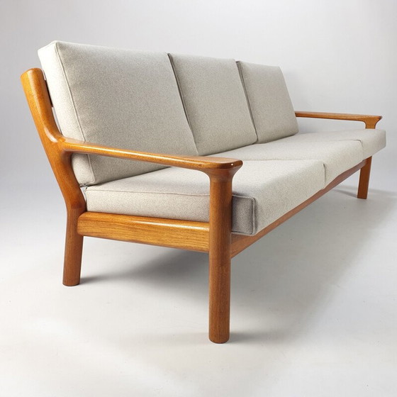 Image 1 of Mid-century teakhouten 3-zitsbank van Juul Kristensen voor Glostrup, 1970