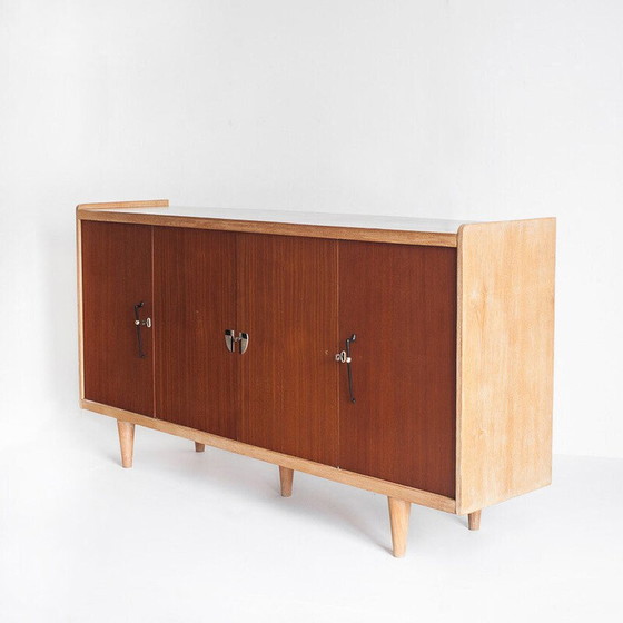 Image 1 of Vintage hoog dressoir. Eiken en embero gefineerd hout. Frankrijk, jaren 1960