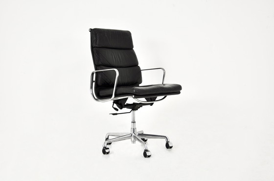 Image 1 of Ea 216 Soft Pad bureaustoel van Charles & Ray Eames voor ICF, 1970