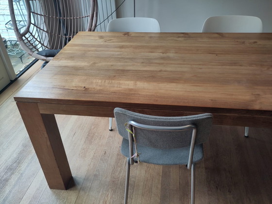 Image 1 of Mooie Robuuste Houten Eettafel Van Massief Hout 