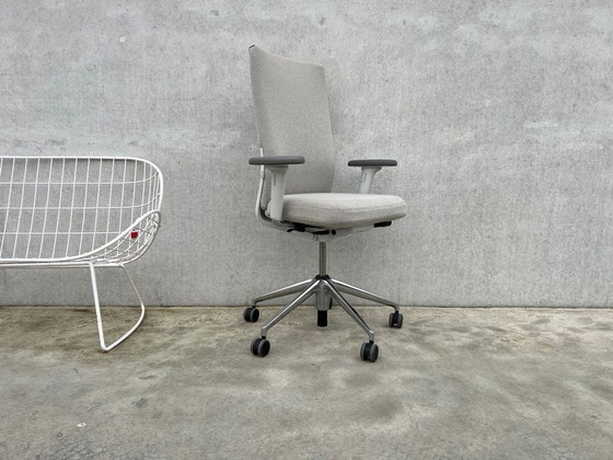 Image 1 of Vitra Id Soft Bureaustoel