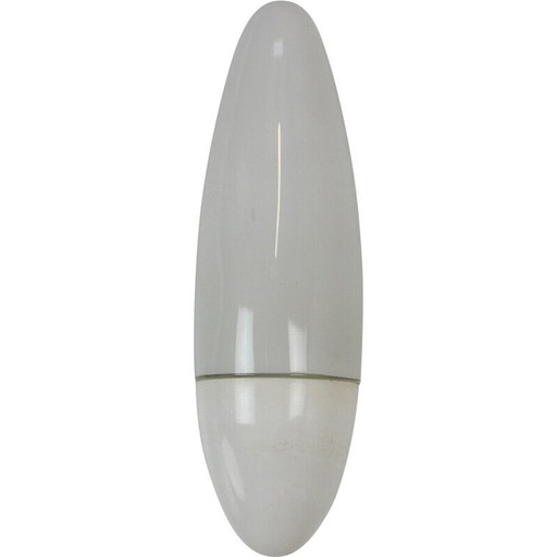 Wandlamp van bakeliet en melkglas, Tsjecho-Slowakije 1960