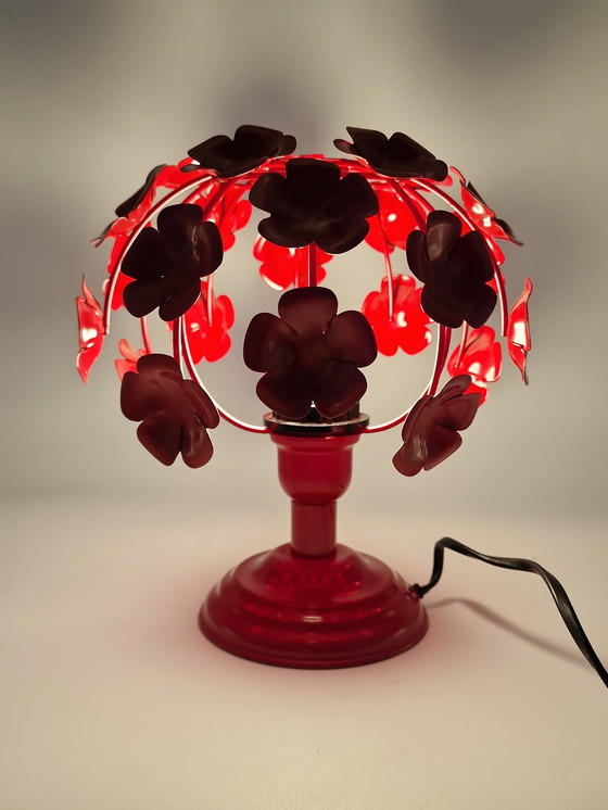 Image 1 of Vintage rode bloemenlamp