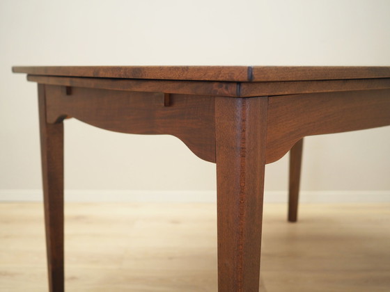 Image 1 of Notenhouten tafel, Deens ontwerp, 1970S, Productie: Denemarken