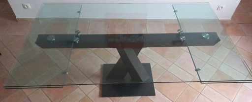 Eettafel Axel - Roche Bobois