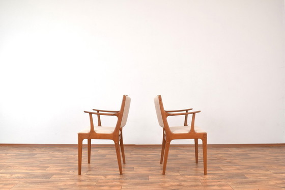 Image 1 of Mid Century Deense Teakhouten Eetkamerstoelen van Johannes Andersen voor Uldum Møbelfabrik, 1960, Set van 2