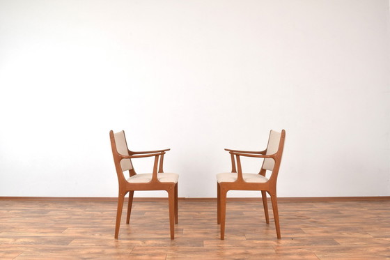 Image 1 of Mid Century Deense Teakhouten Eetkamerstoelen van Johannes Andersen voor Uldum Møbelfabrik, 1960, Set van 2